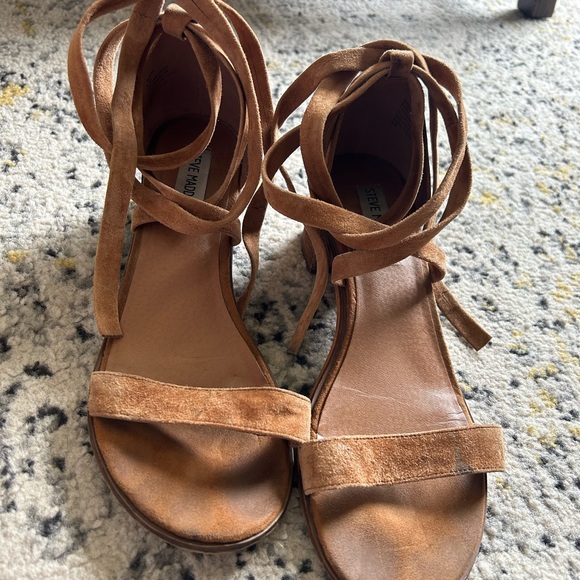 Steve Madden Rizzaa Sandals - Picture 3 of 6